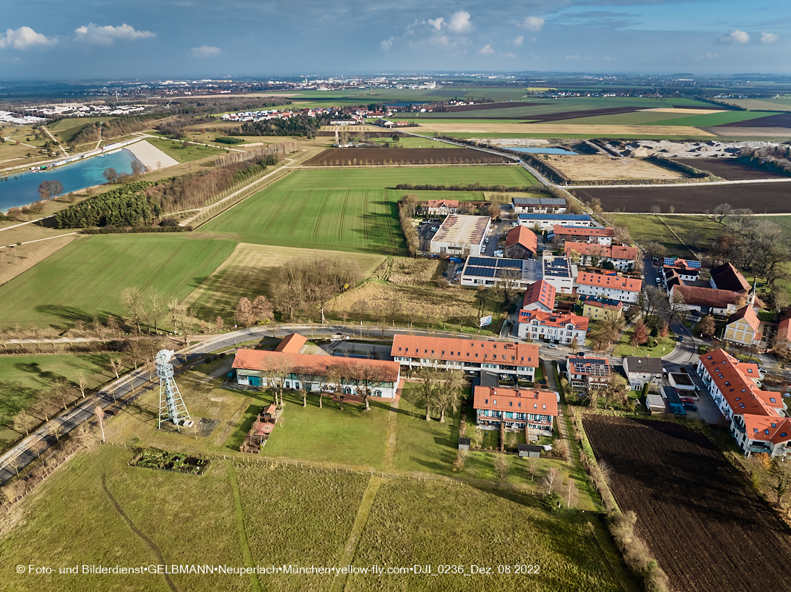 08.12.2022 - Quetschwerk - DEMOS-Wohnbau - Bauplatz in Gronsdorf 08.12.2022 - Quetschwerk - DEMOS-Wohnbau - Bauplatz in Gronsdorf